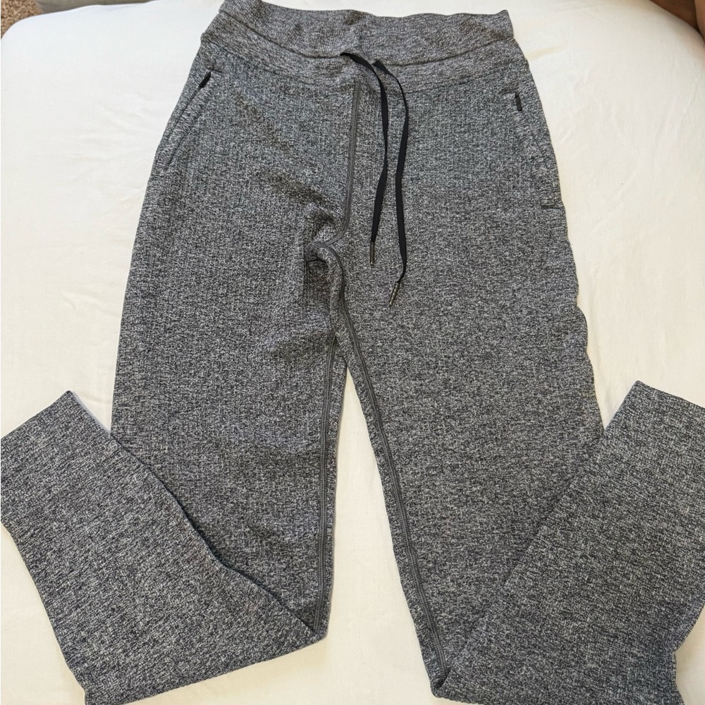 Lululemon Athletica Heathered Gray Joggers